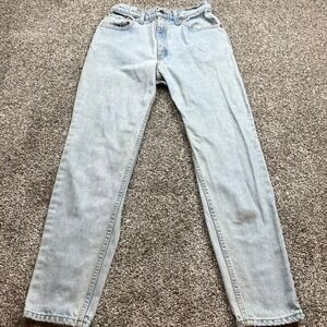 Levi's Jeans Women's Size 9  Medium Light Wash Denim 26X28 vintage usa mom jeans